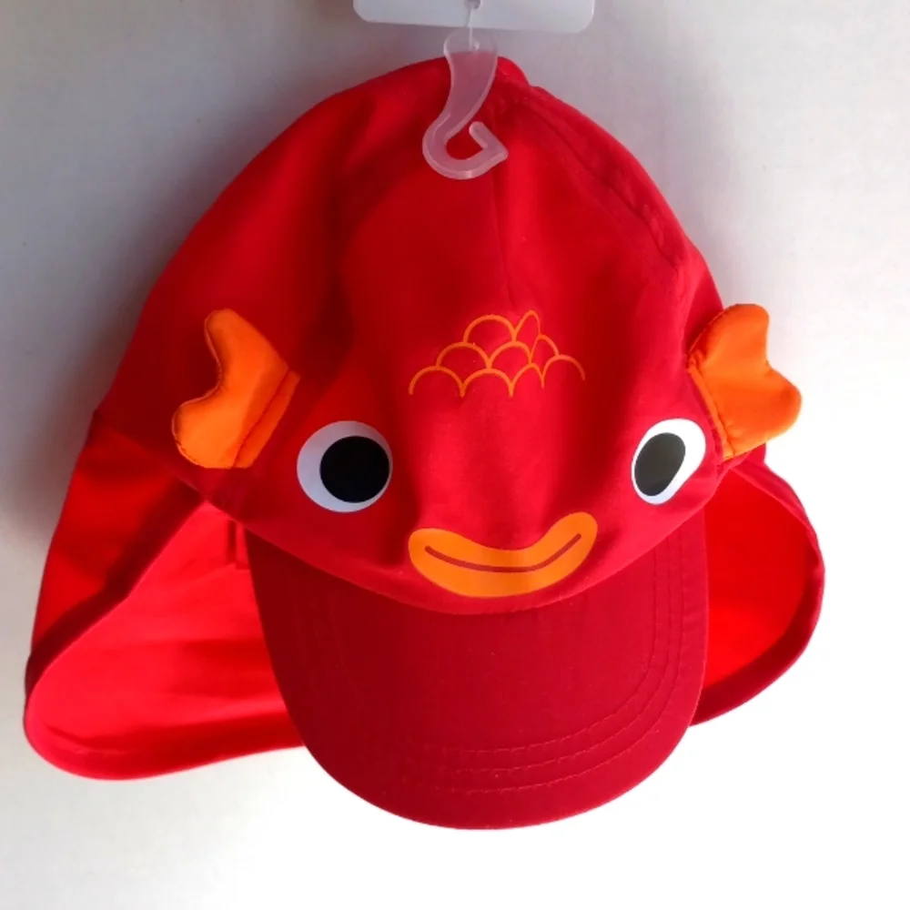 RED SUMMER HAT